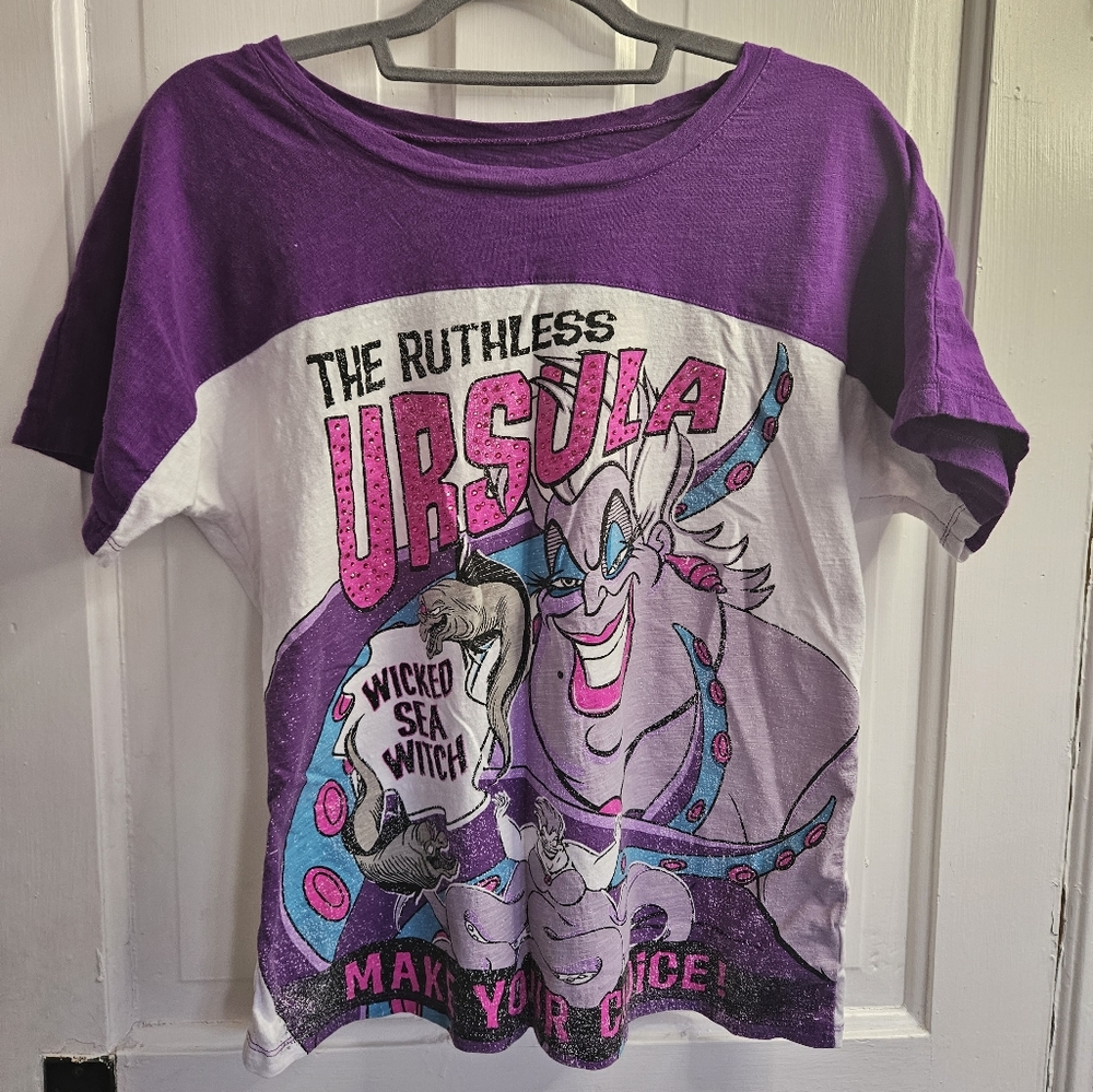 Disney Parks Little Mermaid Ursula Women's Short Sleeve Tee Large
